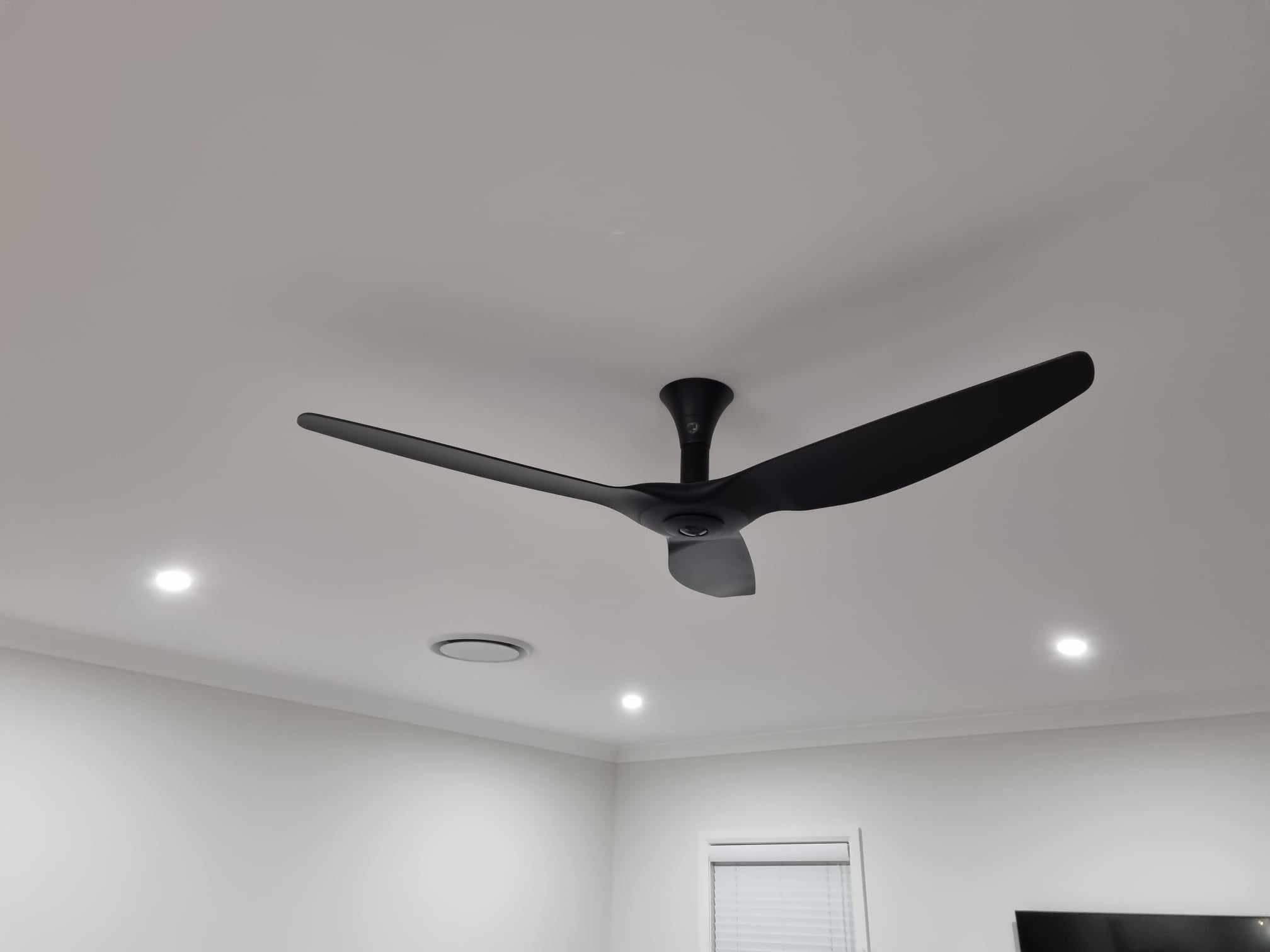 Ceiling fan keeping a Cowra home cool, installed by H1 Electrical & Air